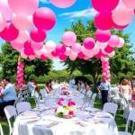 Decoración con globos rosa para tus fiestas