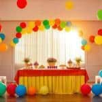 Qué presupuesto mínimo se recomienda para una decoración con globos