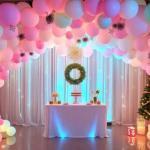 Decoración navideña con globos: ideas creativas y alegres