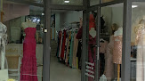 Negocio Puntada Y Media - Tienda De Vestidos De Fiesta, Ceremonia Y Arreglos En Viladecans